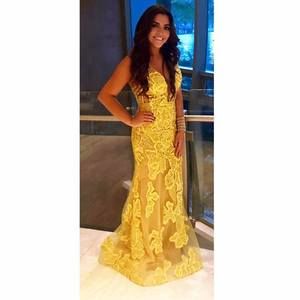 Meet your Posher, Adriana